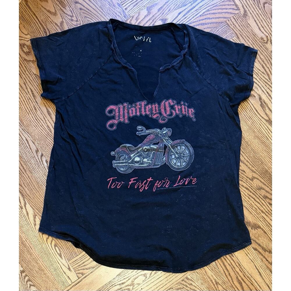 Motley Crue Tee Womens L XL Black Distressed Moto Y2K Grunge Rock